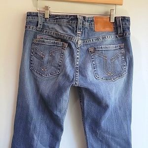 Vigoss womans/Girls Denim jeans size 13 by Vigoss Skinny  size 13/14  29inseam